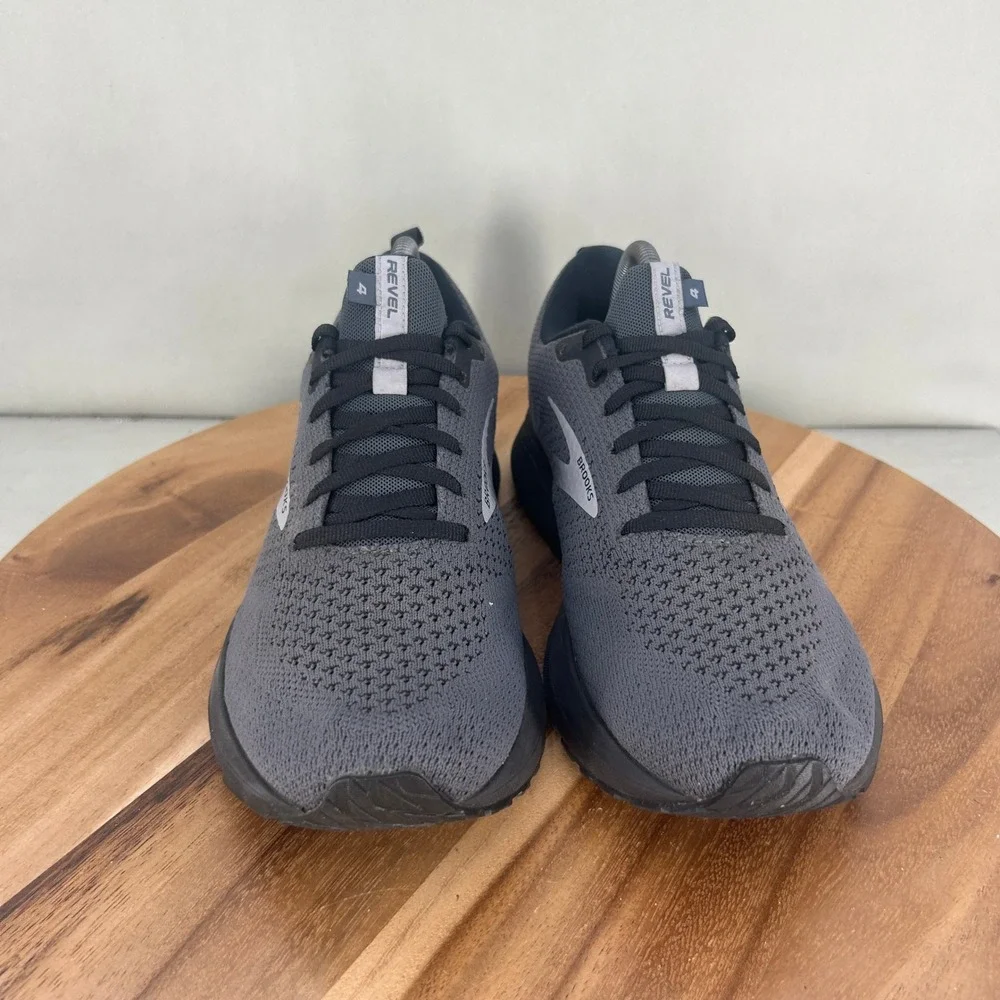 Brooks Revel 4 Mens Running Shoes Grey Black 1103471D040 Size 9.5 D